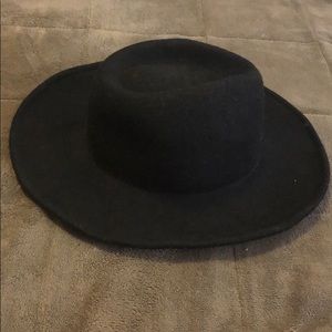 Black wide brim fedora